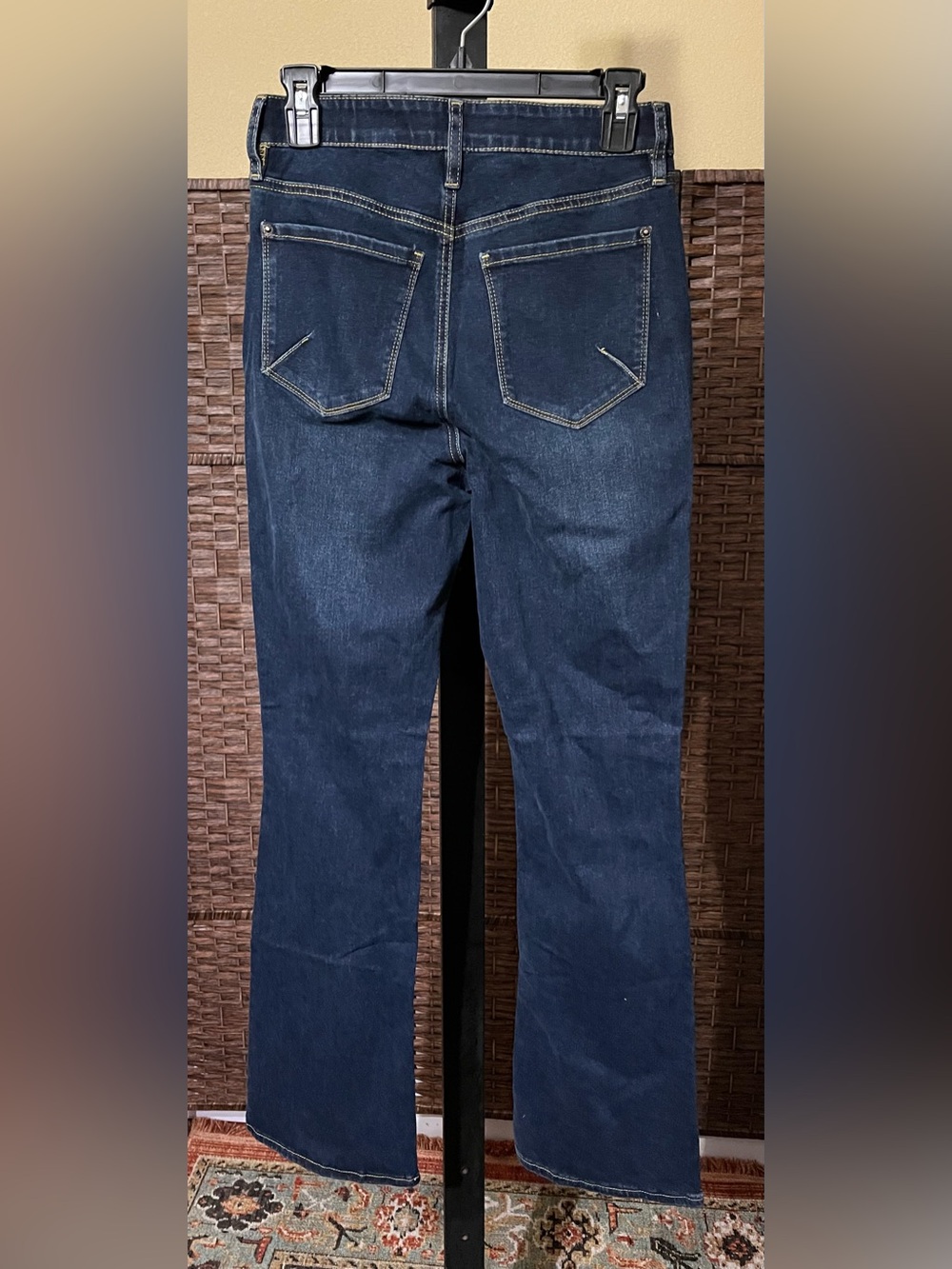 New York & Company Jeans Bundle (2) -Size 6 High Waist Flare & High Rise Bootcut - Picture 9 of 9